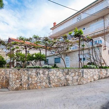 Duće Apartments Ante - 150M From The Sea מראה חיצוני תמונה